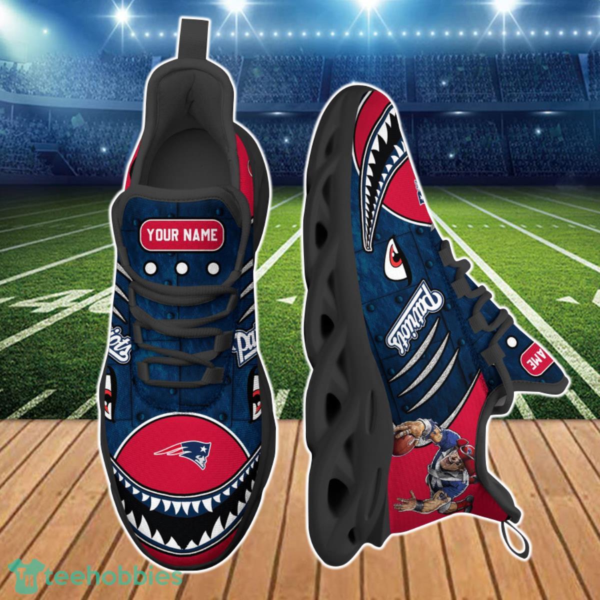 New England Patriots NFL Clunky Max Soul Shoes Custom Name Unique Gift For Real Fans Product Photo 2