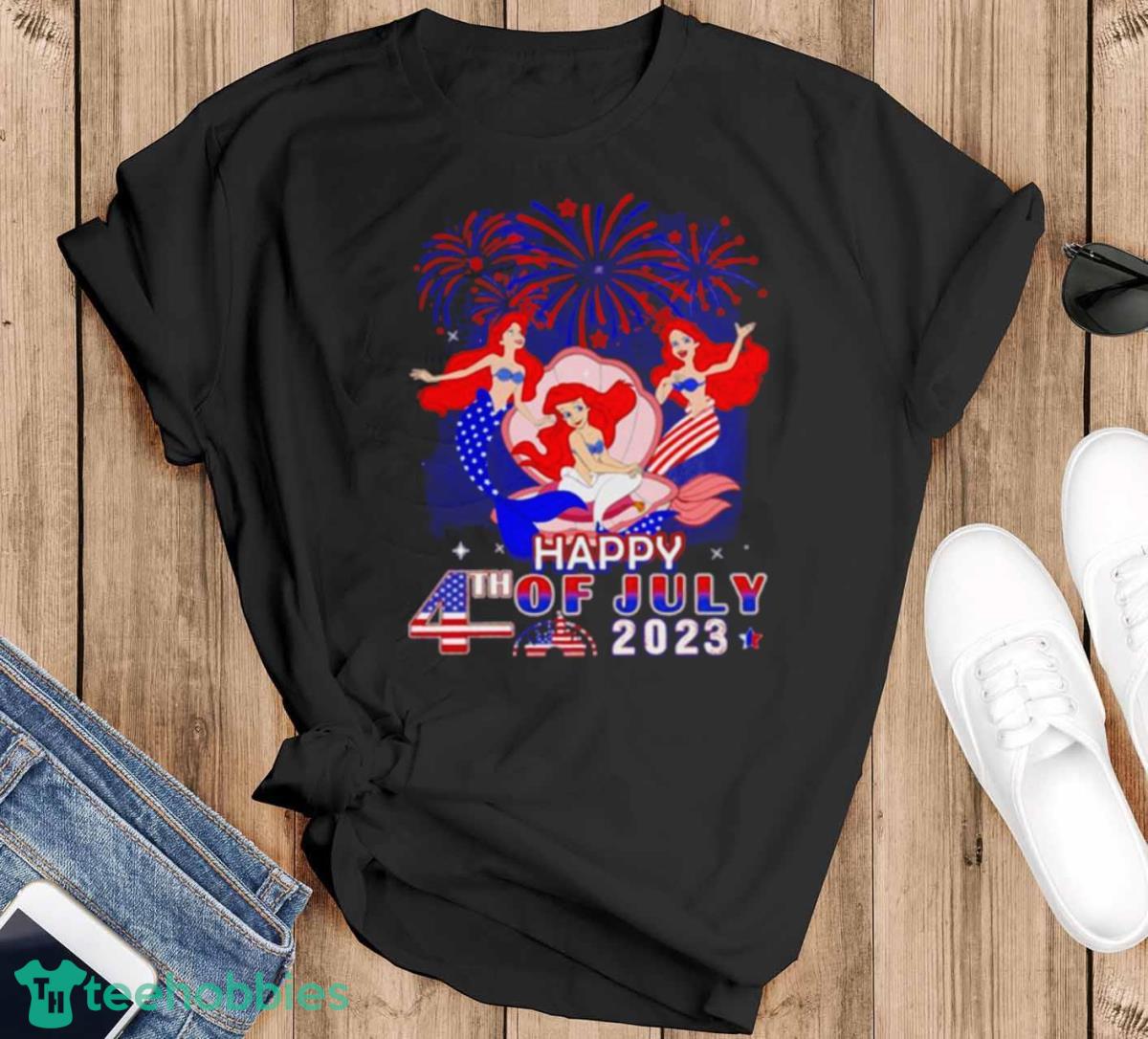 Ariel Mermaid Red Blue Fireworks Happy 4th Of July 2023 Independent Shirt - Black T-Shirt