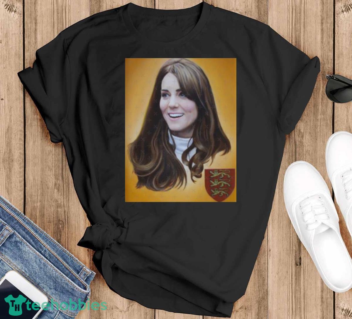 Kate Middleton Royal Family Shirt - Black T-Shirt