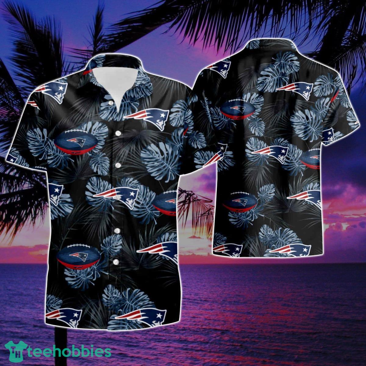 New England Patriots Football Summer Beach Hawaiian Shirt And Short Product Photo 1