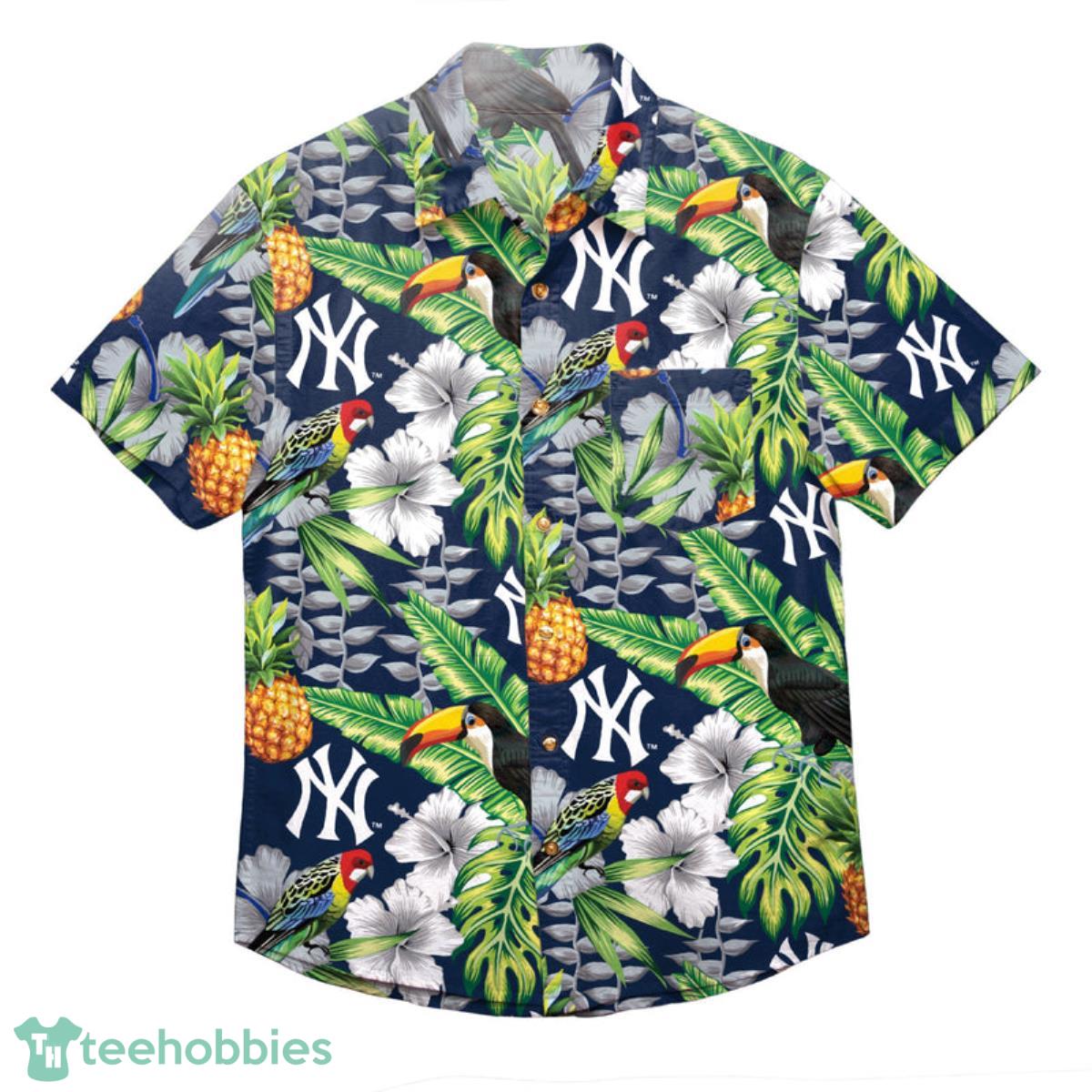 New York Yankees MLB Floral Button Up Shirt Product Photo 1