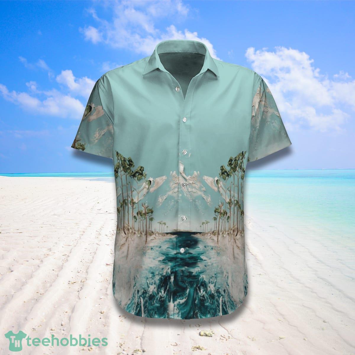 Summer Beach Hawaiian Shirt And Shorts Impressive Style For Men Product Photo 1