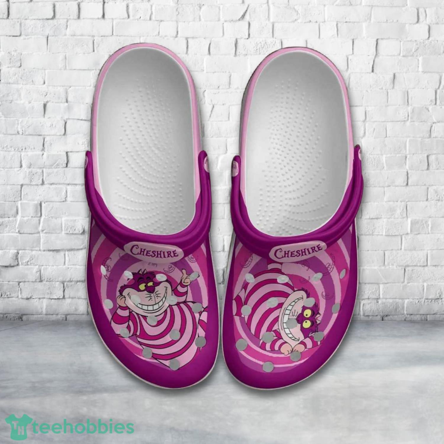 Chesire Cat Round Pink Disney Clog Shoes Product Photo 1