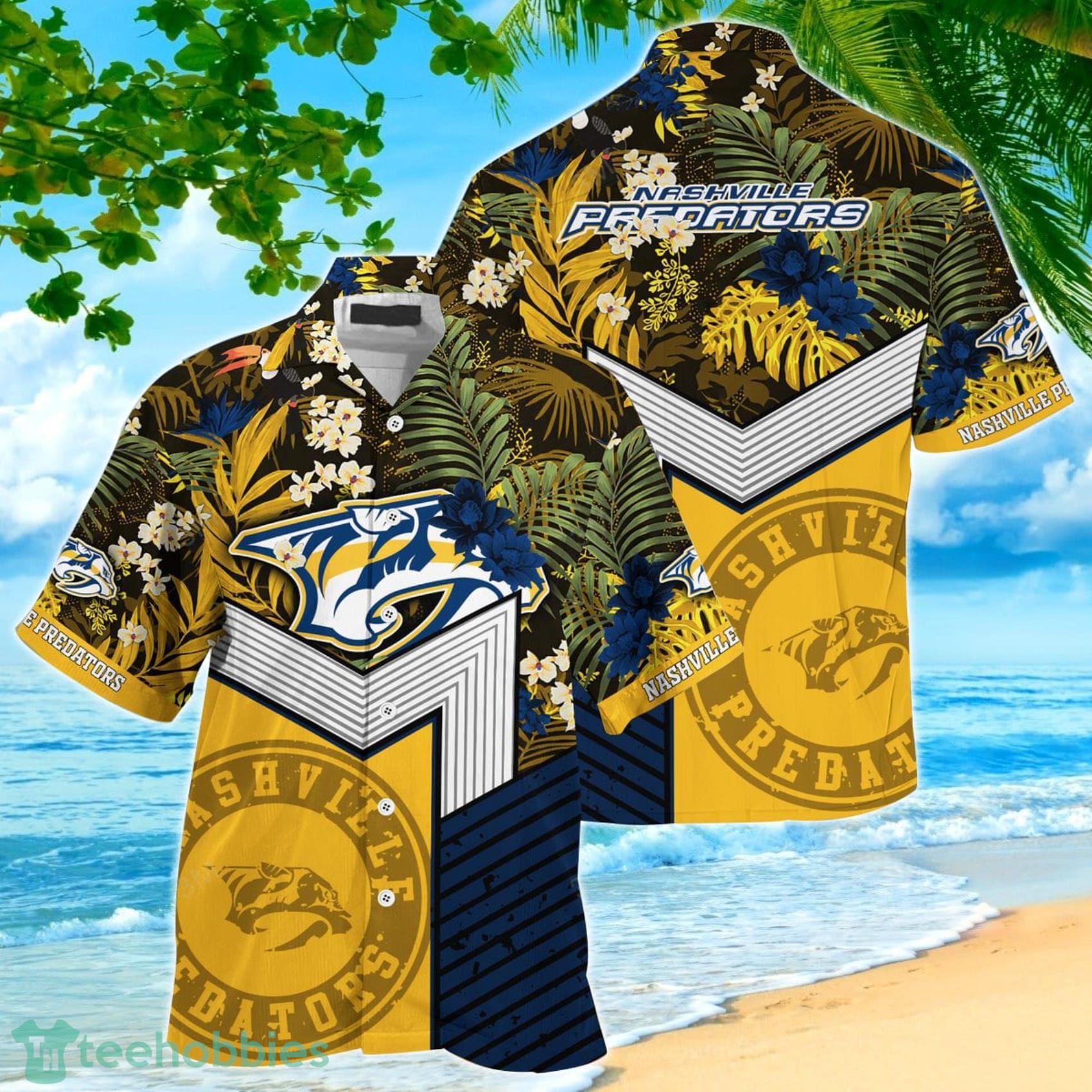  NHL Philadelphia Flyers Hibiscus Beach Premium T-Shirt : Sports  & Outdoors
