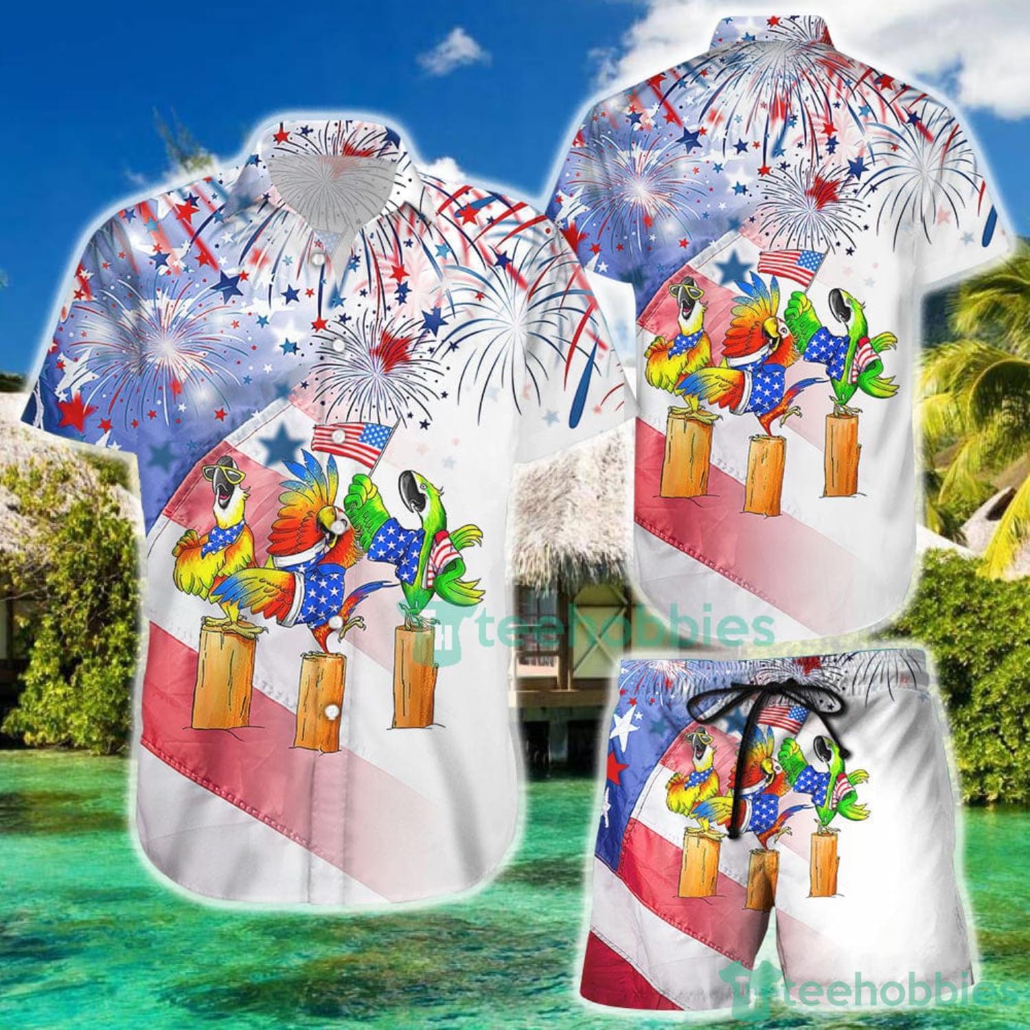 Parrot Funny Parrot Pirates In The Ocean Hawaiian Shirt - Trendy