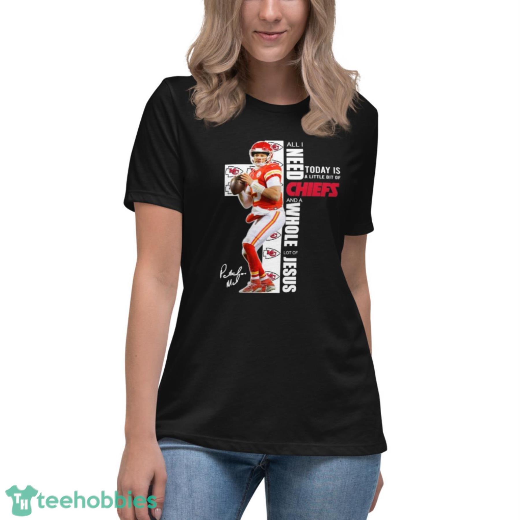 Funny Patrick Mahomes T-Shirt | Mahomeslice Women's Tee / Ash / XL