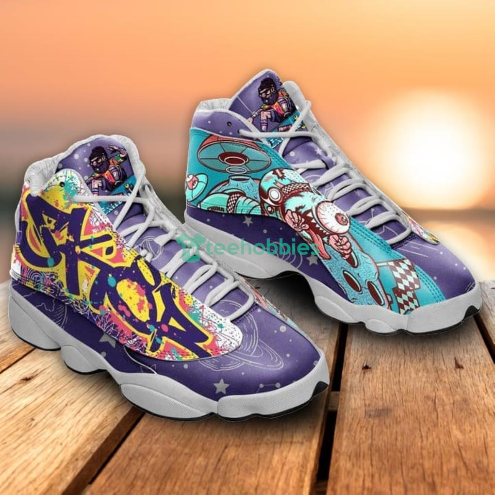 Graffiti theme Air Jordan 13 Shoes