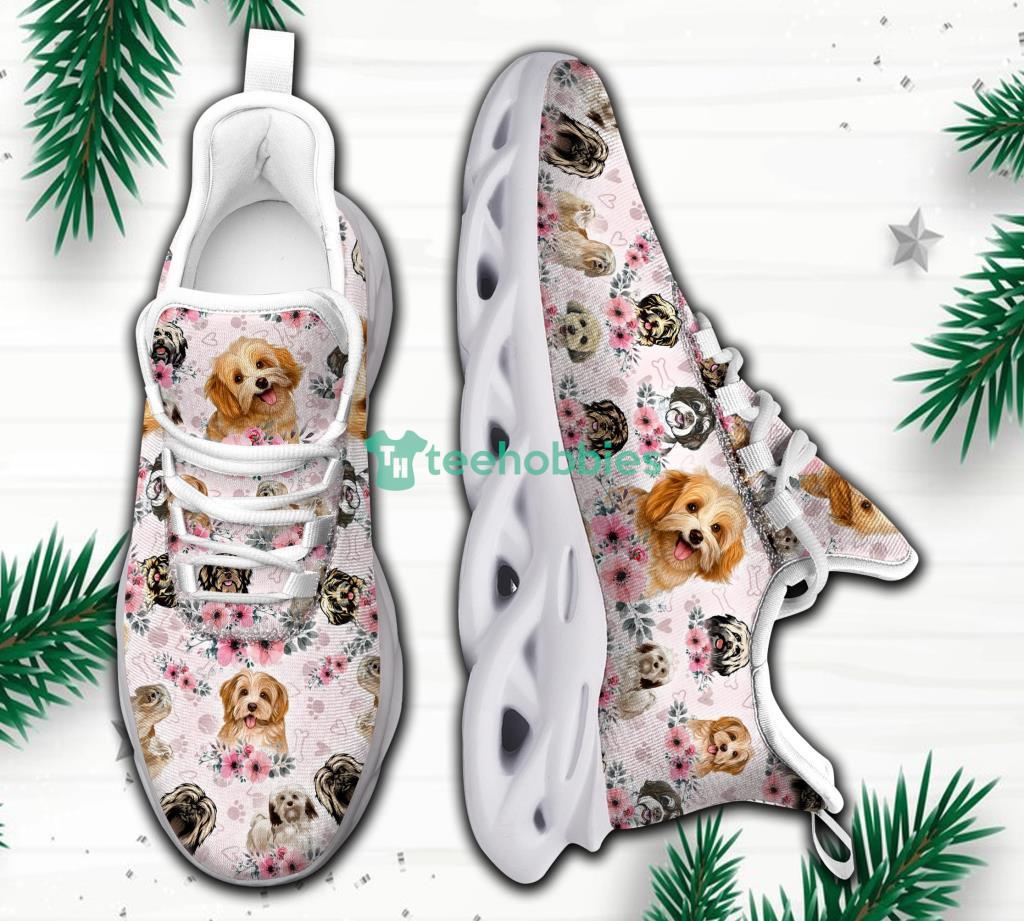 women's white sneakers that go with everything
