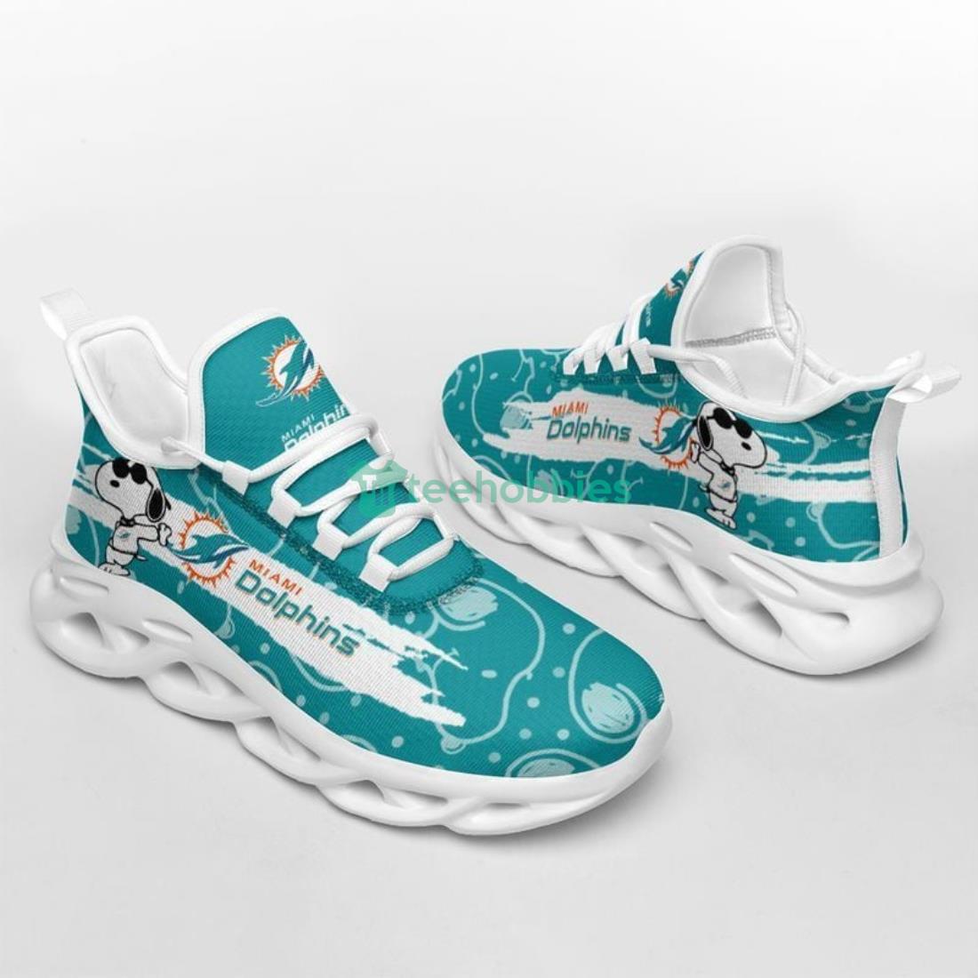 Fans need these Miami Dolphins shoes by Nike