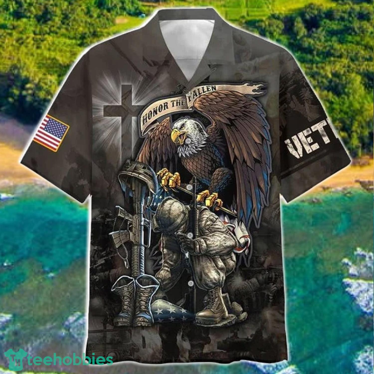 Black Soldier Cross Honor The Fallen Veteran Hawaii Shirt Product Photo 2