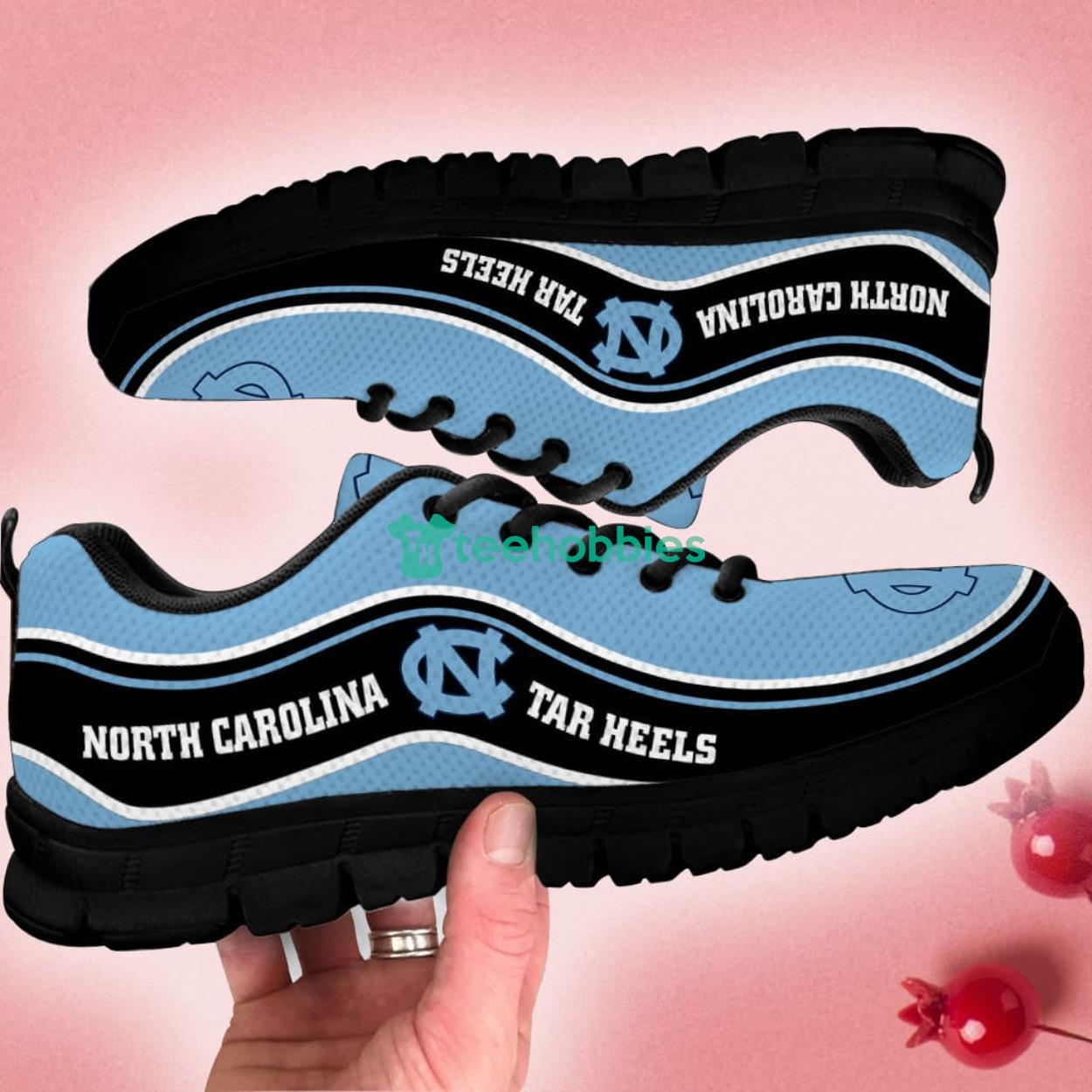 North Carolina Tar Heels NCAA Shoes Running Sneakers For Fans image North Carolina Tar Heels NCAA Shoes Running Sneakers For Fans Product Photo 2