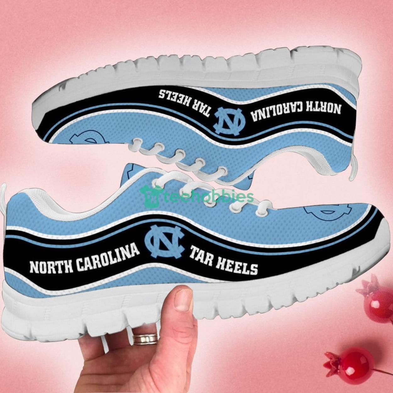 North Carolina Tar Heels NCAA Shoes Running Sneakers For Fans Product Photo 1 North Carolina Tar Heels NCAA Shoes Running Sneakers For Fans Product Photo 1