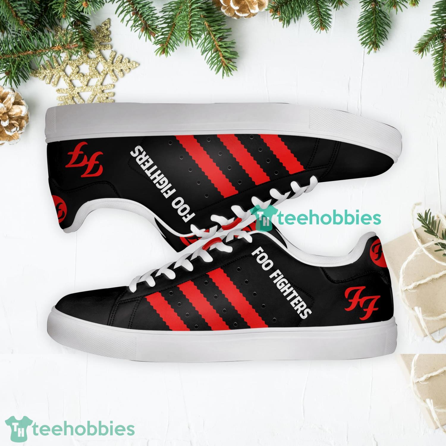 Foo Fighters Stan Smith Low Top Skate Shoes For Men And Women Ver 10 Product Photo 1 Foo Fighters Stan Smith Low Top Skate Shoes For Men And Women Ver 10 Product Photo 1