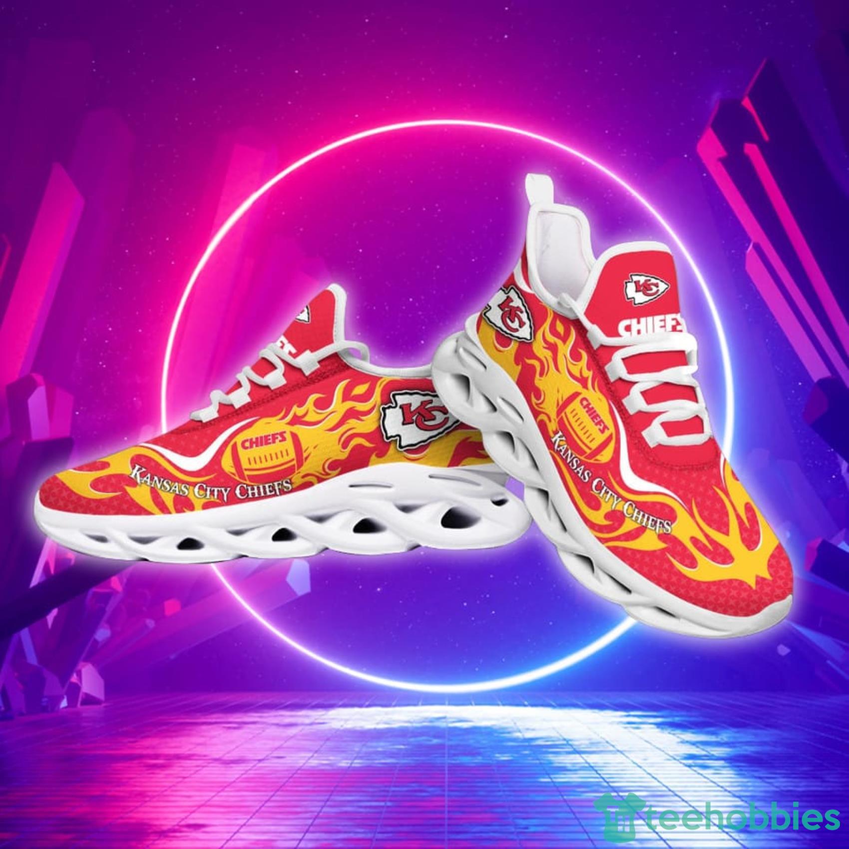 Kansas City Chiefs NFL Fire Ball AOP Print Max Soul Shoes Gift For Fans Product Photo 4