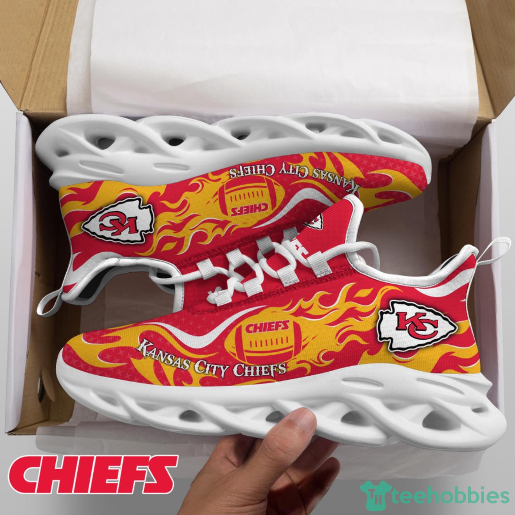 Kansas City Chiefs NFL Fire Ball AOP Print Max Soul Shoes Gift For Fans Product Photo 5