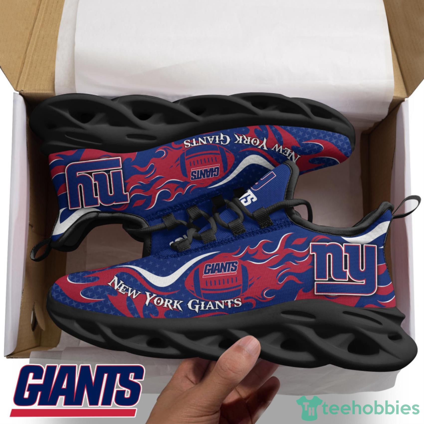 New York Giants NFL Fire Ball AOP Print Max Soul Shoes Gift For Fans Product Photo 2