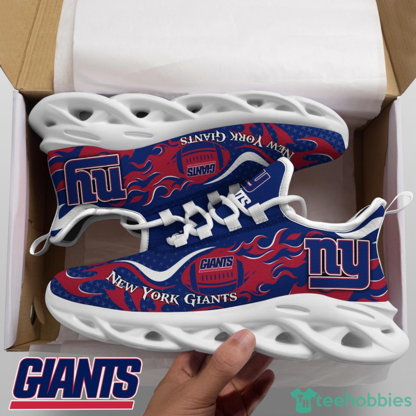 New York Giants NFL Fire Ball AOP Print Max Soul Shoes Gift For Fans Product Photo 5