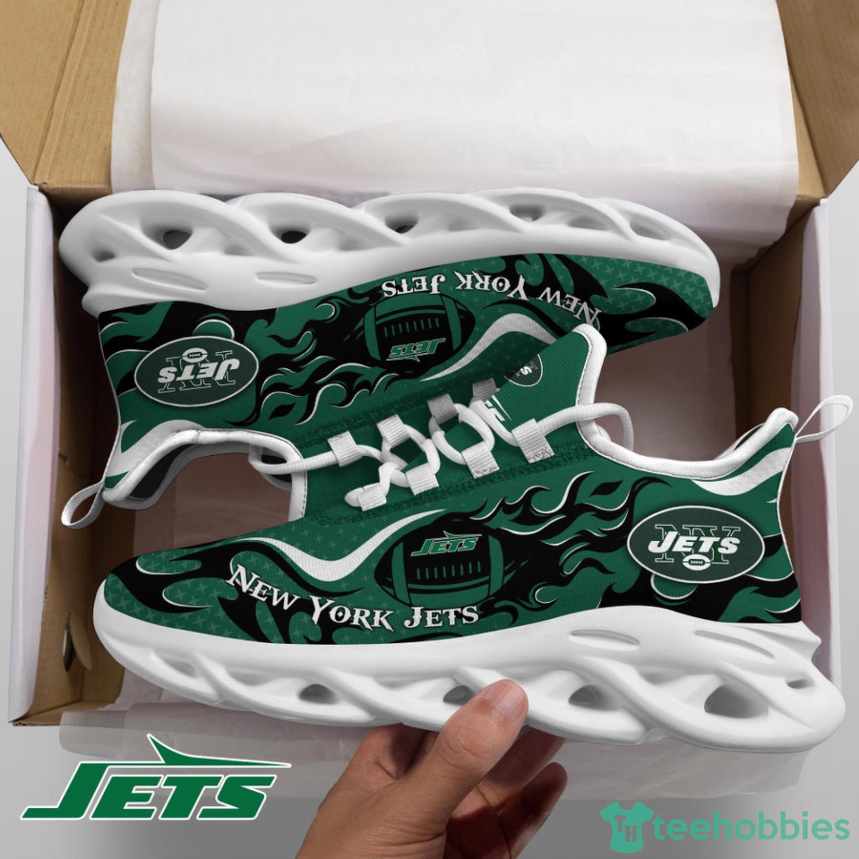 New York Jets NFL Fire Ball AOP Print Max Soul Shoes Gift For Fans Product Photo 5