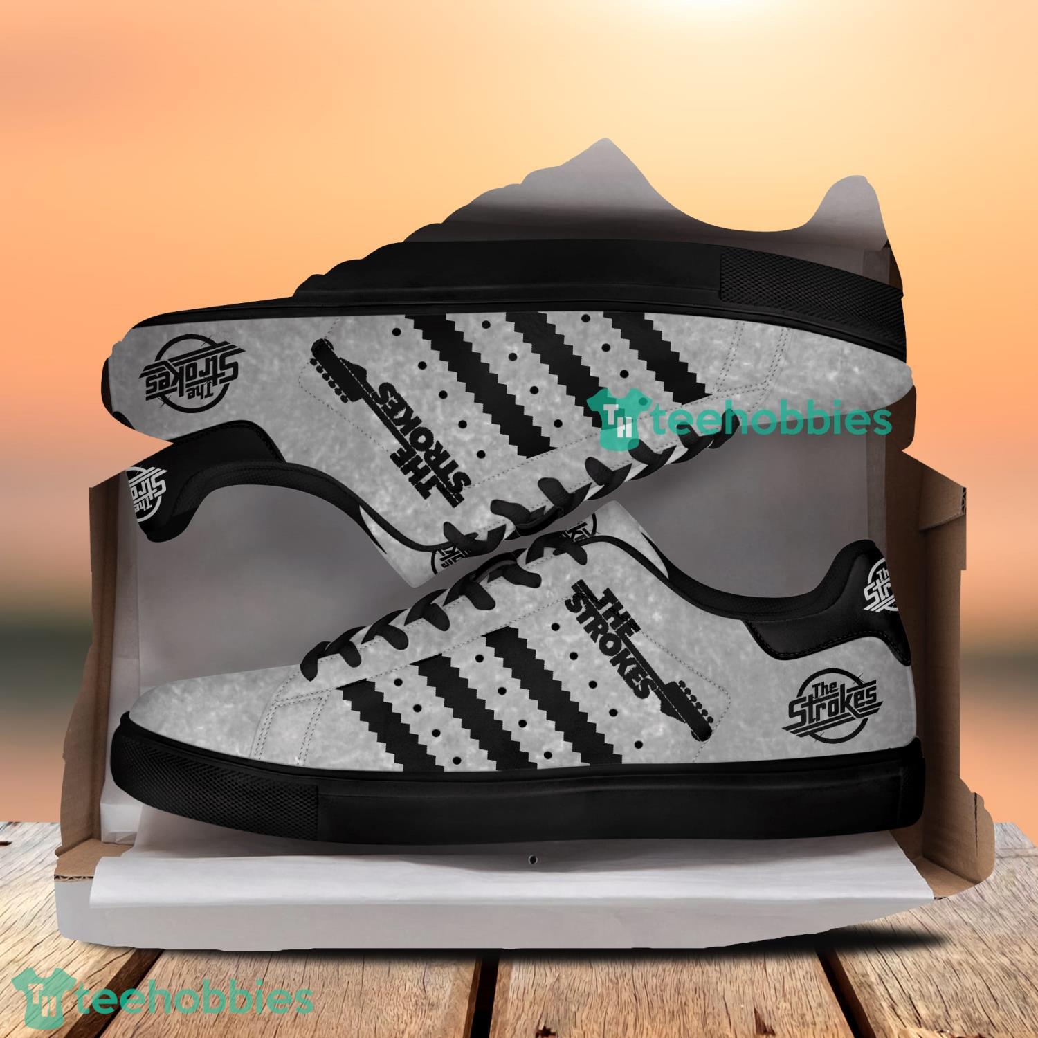 The Strokes Stan Smith Low Top Skate Shoes For Men And Women Ver 11 image The Strokes Stan Smith Low Top Skate Shoes For Men And Women Ver 11 Product Photo 2