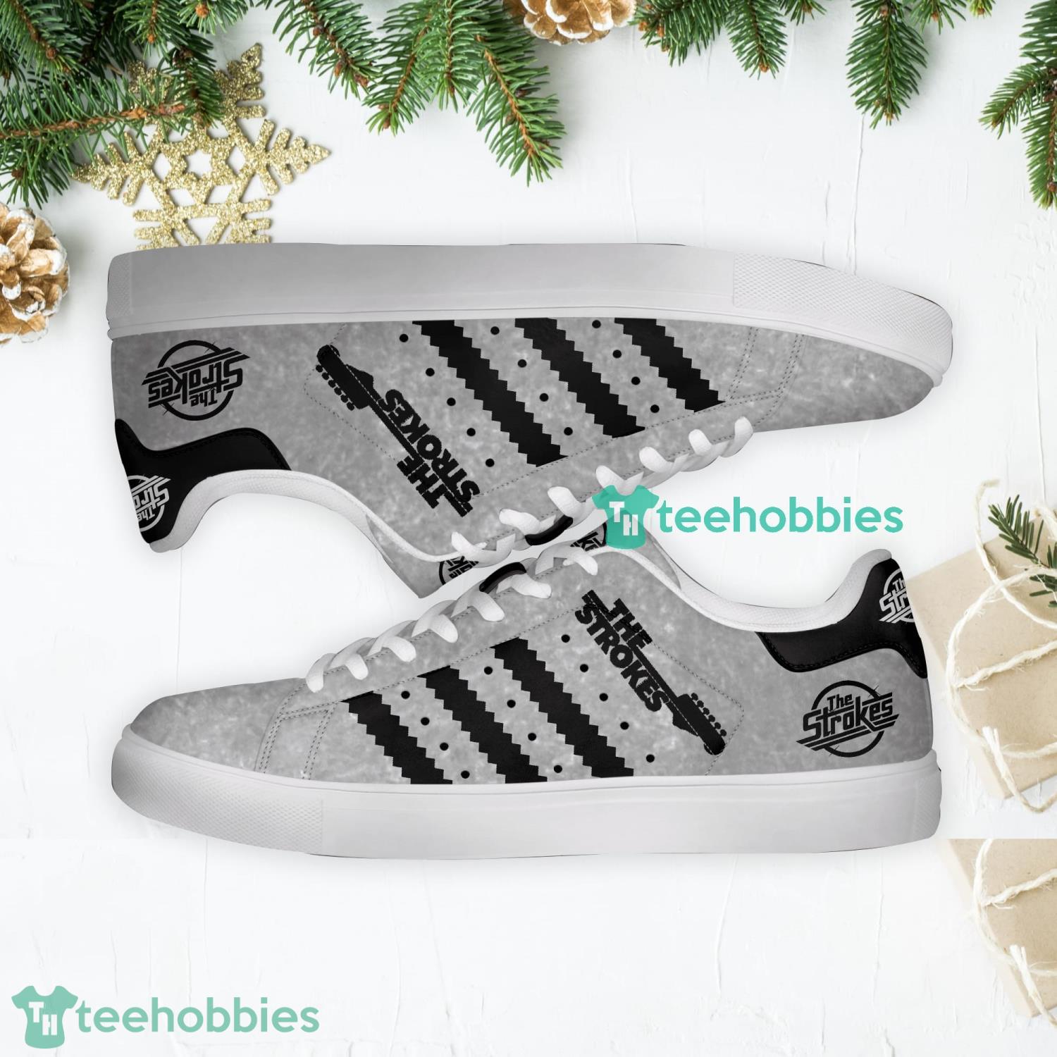 The Strokes Stan Smith Low Top Skate Shoes For Men And Women Ver 11 Product Photo 1 The Strokes Stan Smith Low Top Skate Shoes For Men And Women Ver 11 Product Photo 1