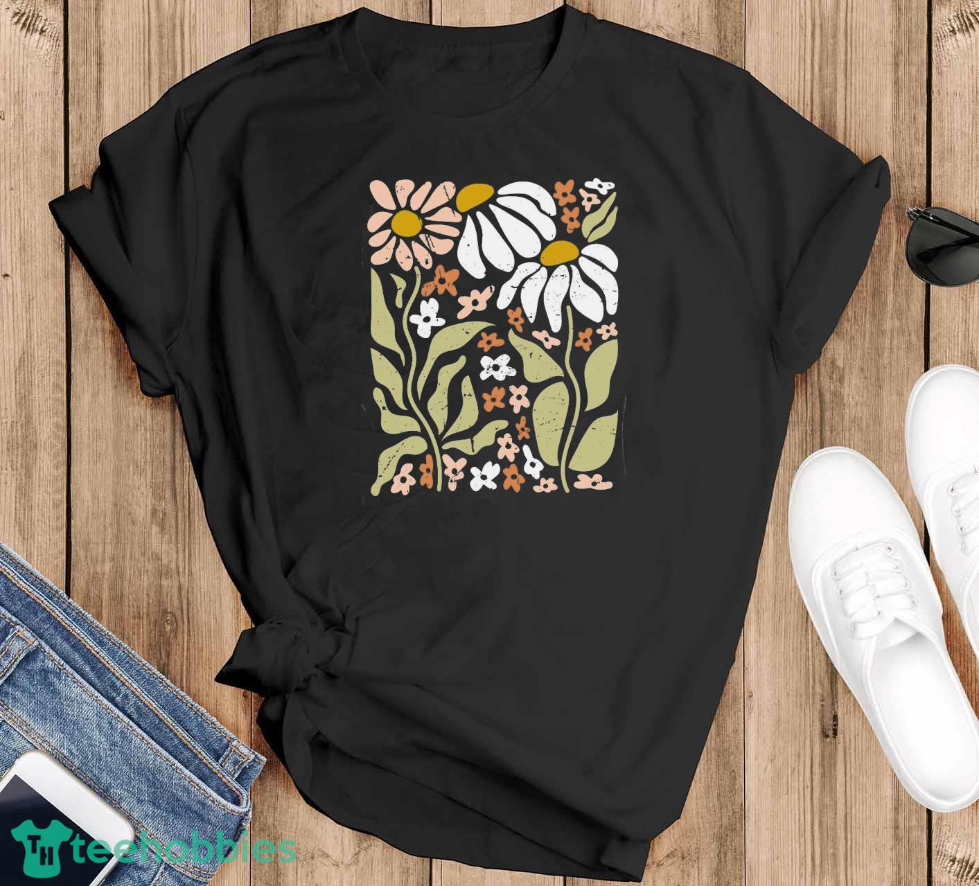Comfort Colors® Shirt Flowers T-Shirt Trending 2023 Boho Wildflowers Floral Nature Shirt - Black T-Shirt