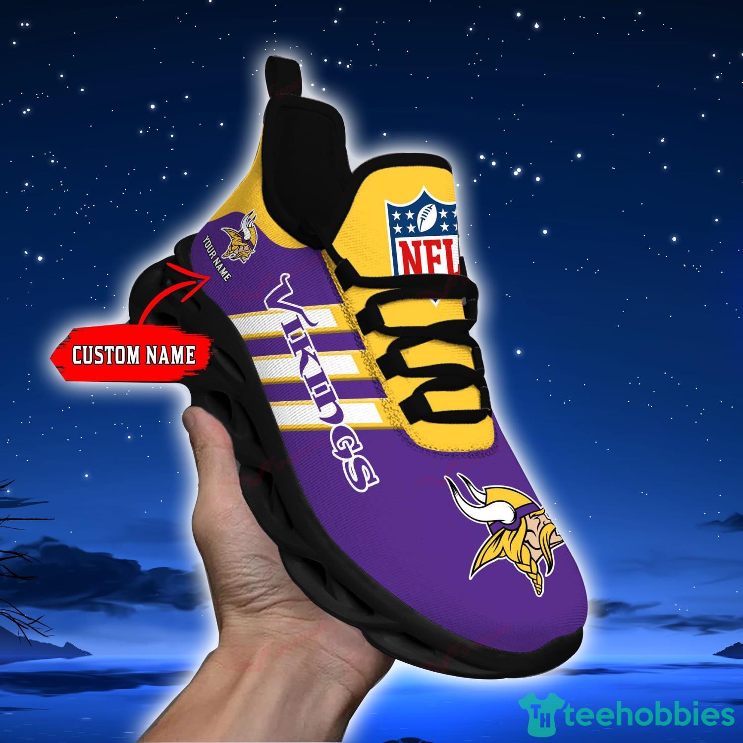 Vikings store tennis shoes