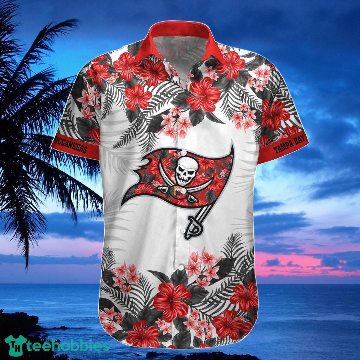 Tampa Bay Buccaneers Hawaiian Shirt, Shorts, Combo Hawaiian Shirt And Shorts Best Gift For Men And Women Fans Product Photo 2