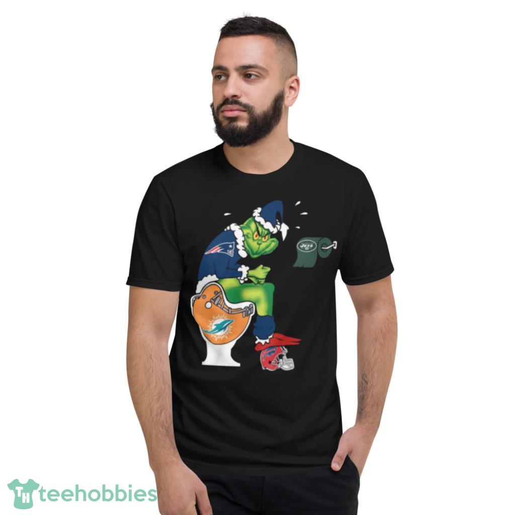 Good The Grinch Green Bay Packers Shit On Toilet Chicago Bears Christmas  Shirt - Thefirsttees