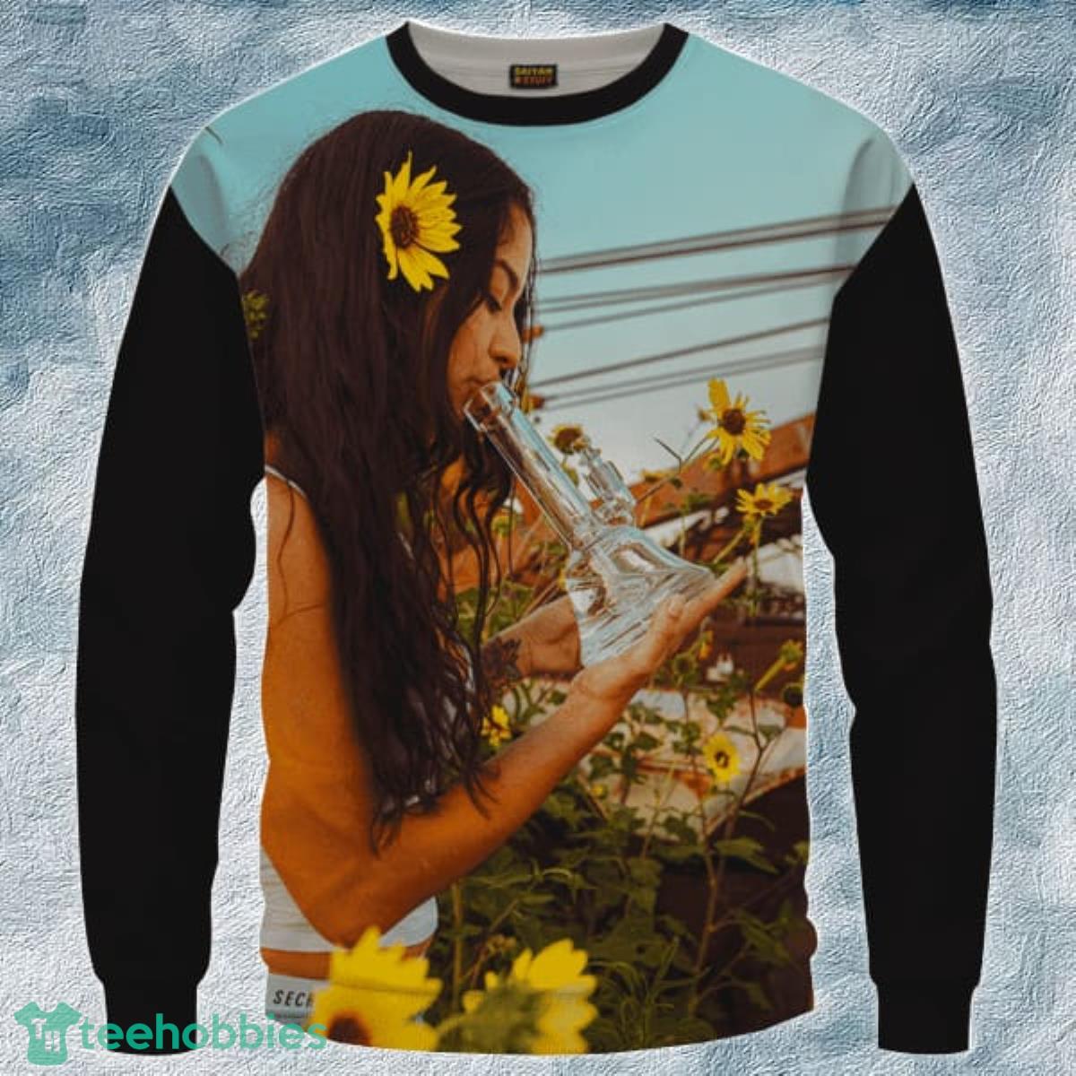 Beautiful Girl Smoking Bong Hit Dabs Cool Sweater Product Photo 1