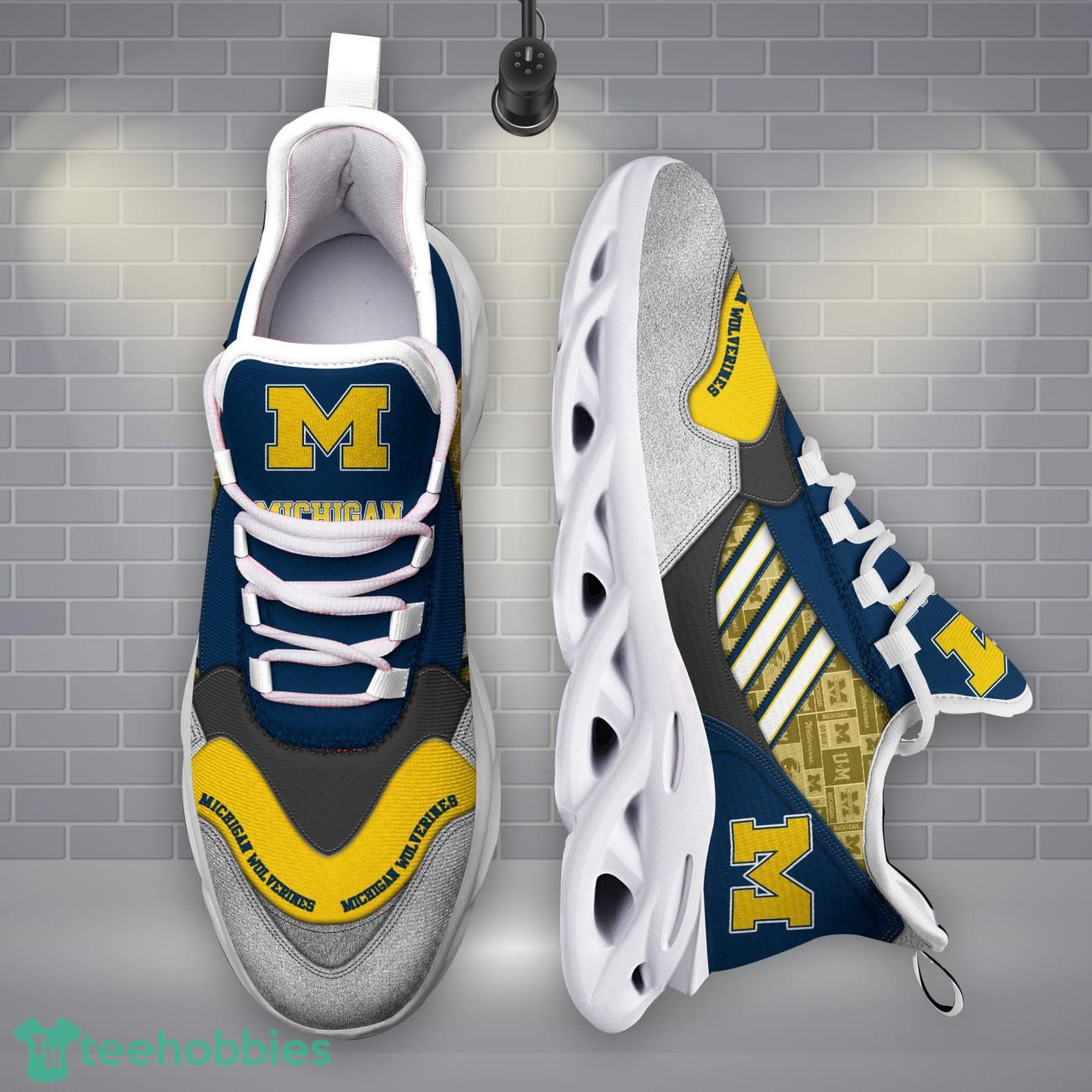 Michigan Wolverines NCAA2 Logo Sport Team Max Soul Shoes Clunky Running Sneakers Product Photo 1