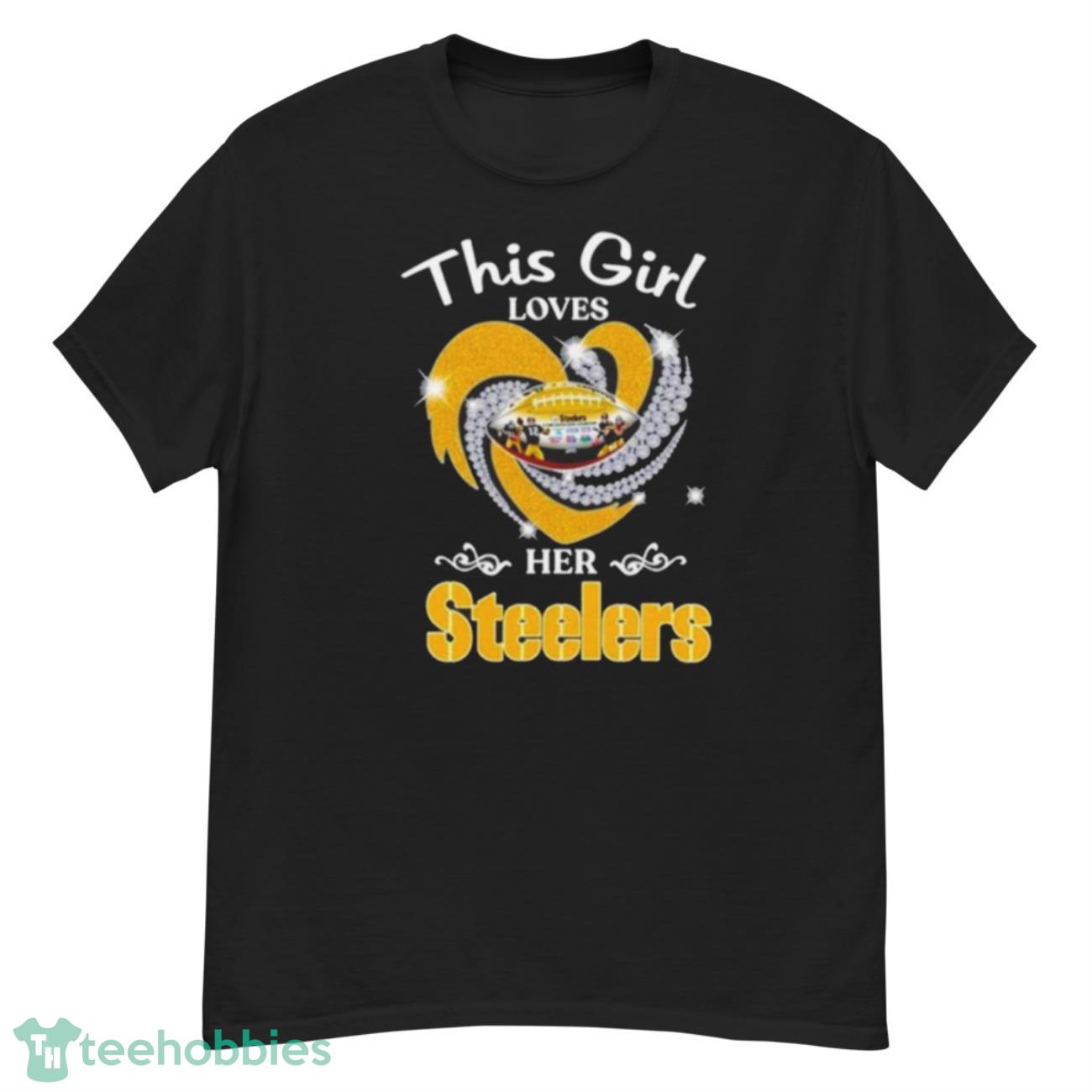 2023 Pittsburgh Steelers This Girl Loves Her Steelers Heart Diamond Shirt - G500 Men’s Classic T-Shirt