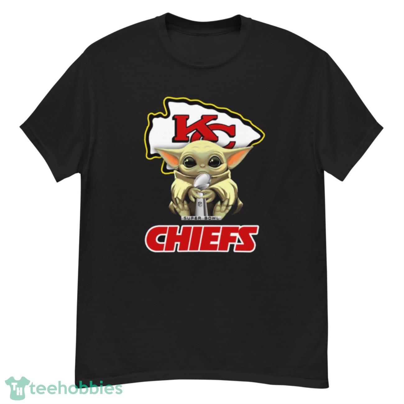 Baby Yoda Kansas City Chiefs Super Bowl Champion T-Shirt - G500 Men’s Classic T-Shirt