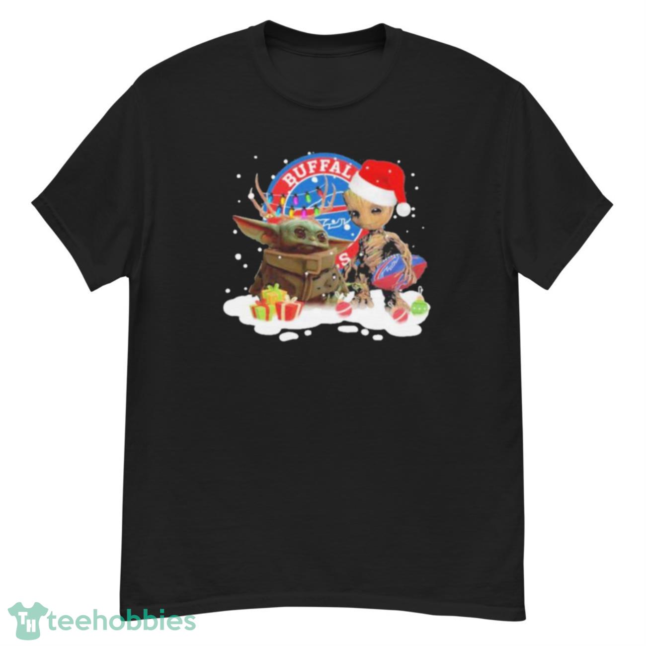 Baby Yoda Reindeer And Santa Groot Hug Buffalo Bills Christmas Light Shirt - G500 Men’s Classic T-Shirt