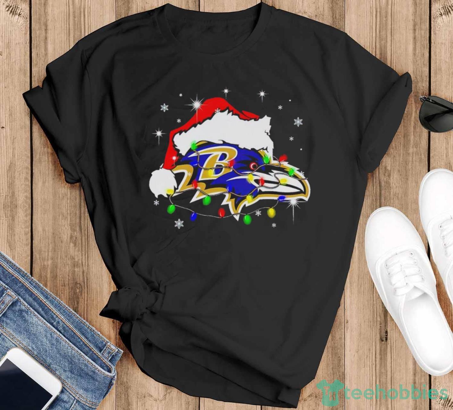 Men's Baltimore Ravens Santa hat Christmas shirt