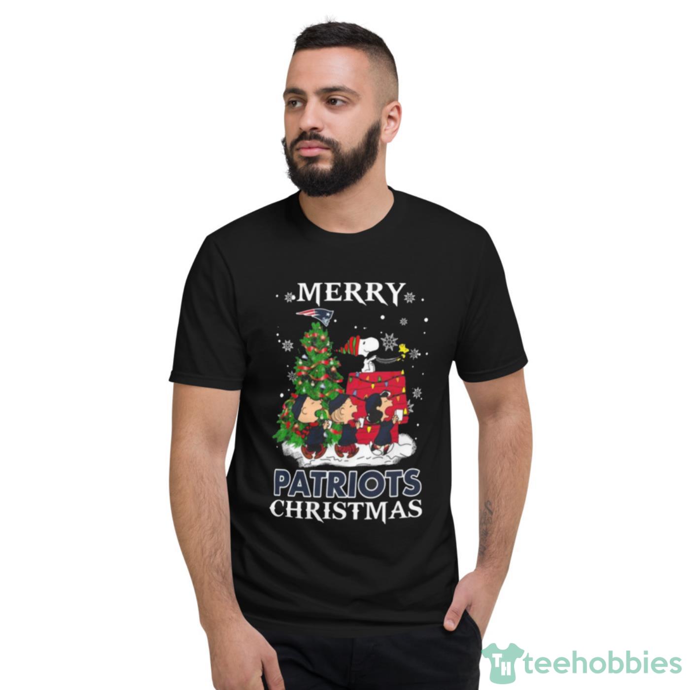 Merry Christmas New England Patriots Peanuts Ugly 2022 Shirt Cute Gift1 - Short Sleeve T-Shirt