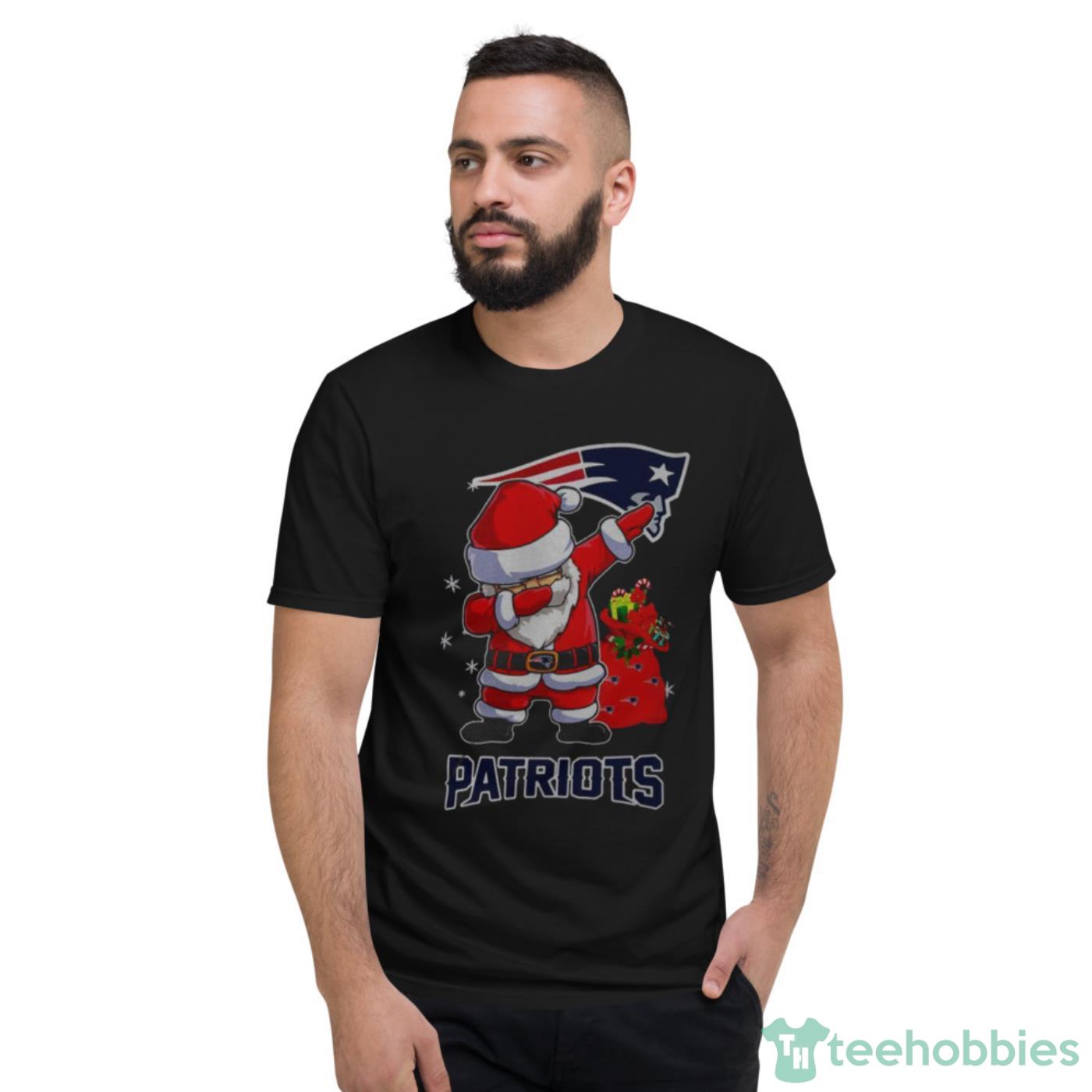 New England Patriots Santa Dabbing Christmas Shirt Cute Gift - Short Sleeve T-Shirt