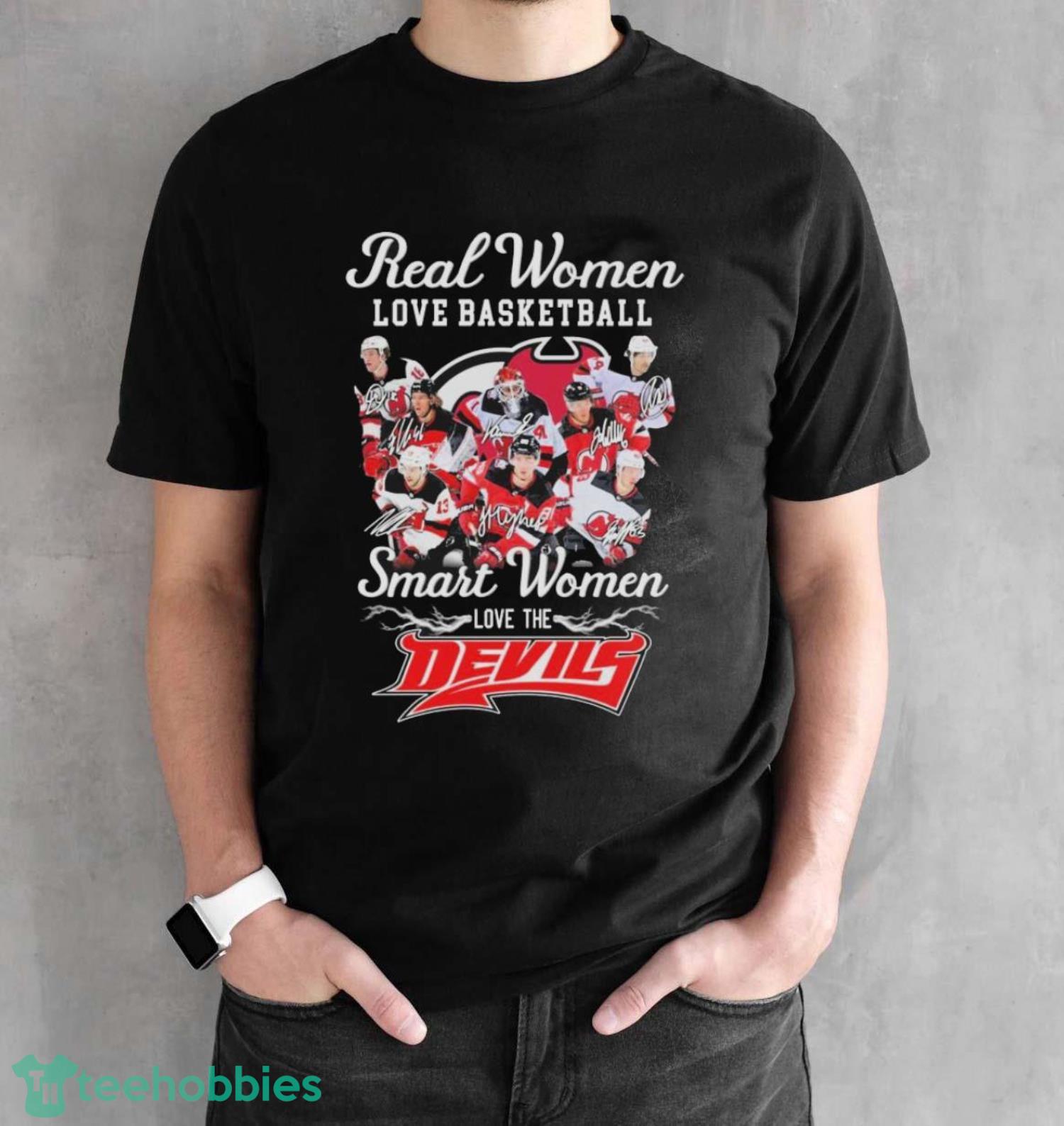 Real Women Love Hockey Smart Women Love The New Jersey Devils Signatures Shirt - Black Unisex T-Shirt