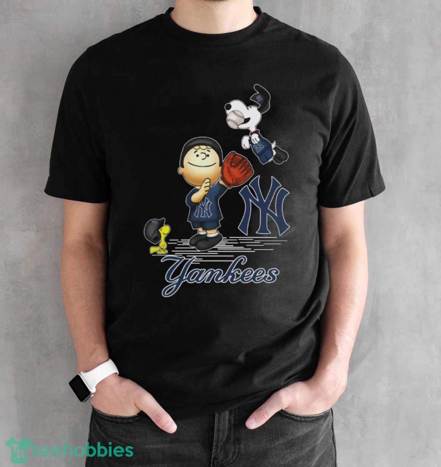 New York Yankees The Peanuts Sport Fans Christmas Shirt Gift For Christmas - Black Unisex T-Shirt