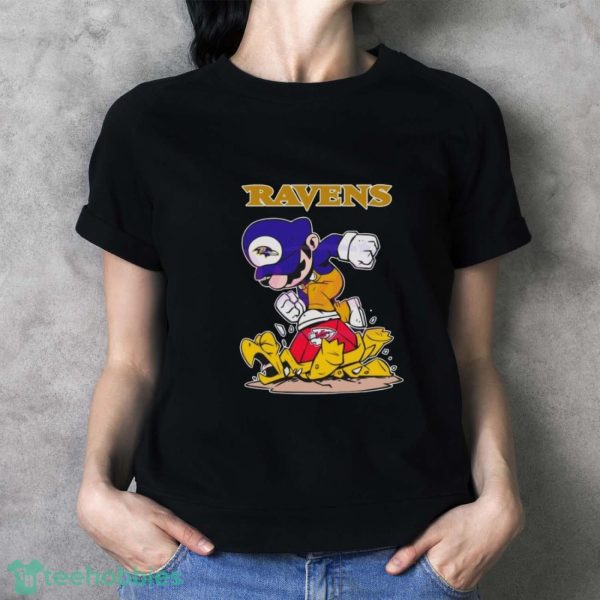Mario Baltimore Ravens Stomps On Kansas City Chiefs Shirt - Ladies T-Shirt