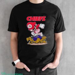Mario Kansas City Chiefs Stomps On Baltimore Ravens Shirt - Black Unisex T-Shirt
