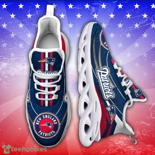 New England Patriots NFL Running Sneakers Max Soul Shoes Sport Season Gift Product Photo 1