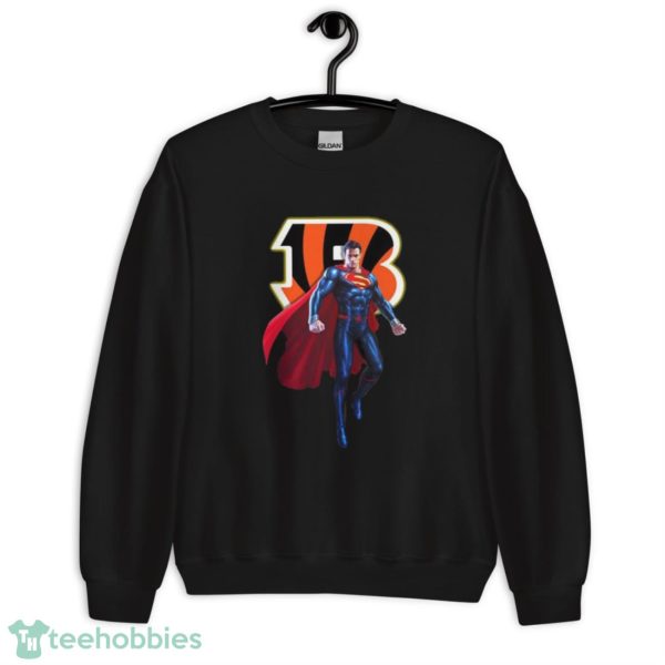 NFL Superman DC Sports Football Cincinnati Bengals T Shirt - Unisex Heavy Blend Crewneck Sweatshirt