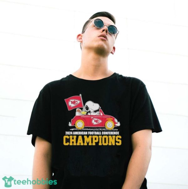 Official Official Peanuts Snoopy and Woodstock Kansas City Chiefs 2024 American football conference champions shirt - G500 Gildan T-Shirt