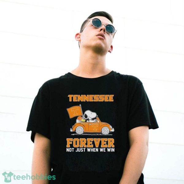 Official Peanuts Snoopy And Woodstock On Car Tennessee Basketball Forever Not Just When We Win Shirt - G500 Gildan T-Shirt
