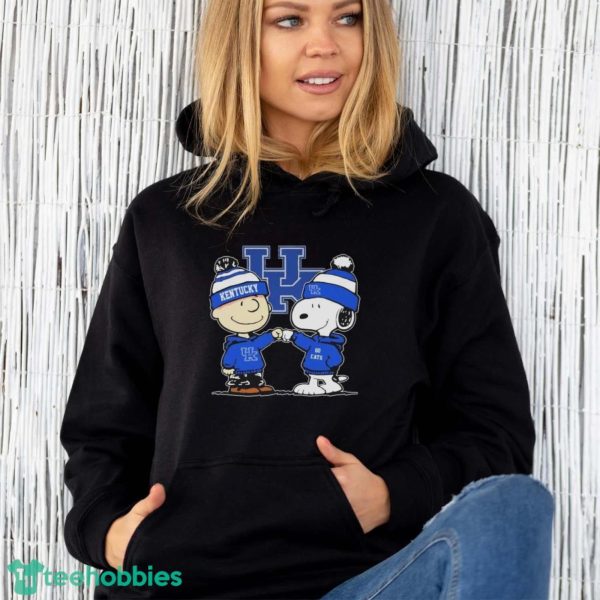 Peanuts Snoopy And Charlie Brown Friends Kentucky Wildcats Shirt - Unisex Hoodie
