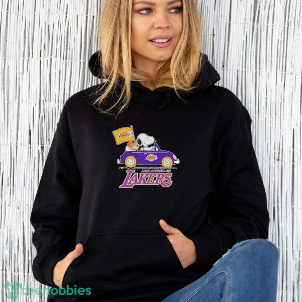 Peanuts Snoopy And Woodstock Drive Car Los Angeles Lakers Basketball Shirt - Unisex Hoodie