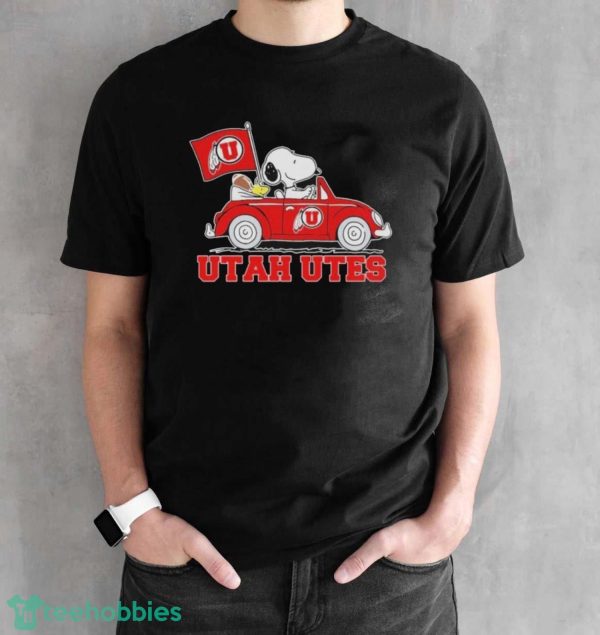 Peanuts Snoopy And Woodstock Utah Utes On Car Shirt - Black Unisex T-Shirt
