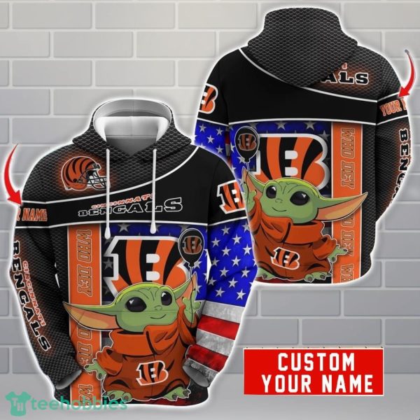 Personalized NFL Cincinnati Bengals Hoodie Baby Yoda Cute 3D Hoodie Men And Women Gift Product Photo 1