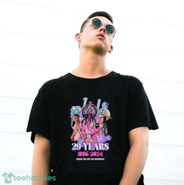 Pink 29 Years 1995 2024 Memories Signature Shirt - G500 Gildan T-Shirt