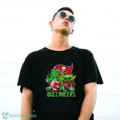 Tampa Bay Buccaneers Baby Yoda Happy St.Patrick’s Day Shamrock Shirt - G500 Gildan T-Shirt
